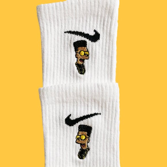 MEET MAX - Embroidered Socks | Customized Socks - Picture 5 of 6